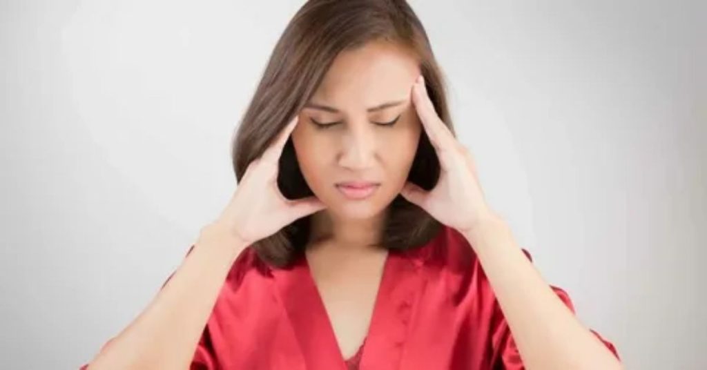anxiety ear fullness feeling